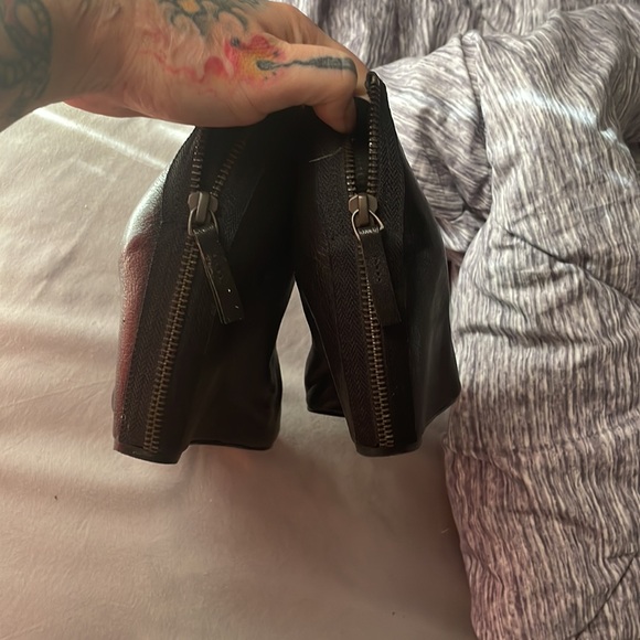 Black heeled booties with open toe - Picture 2 of 3